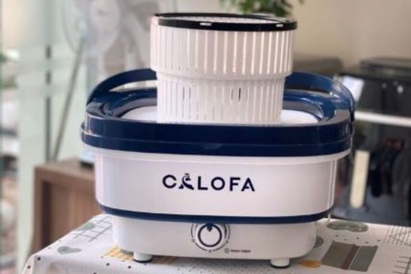 Máy giặt mini Calofa CA500 phù hợp sử dụng cá nhân, làm sạch đồ nhạy cảm hay giặt riêng quần áo của các em bé. 